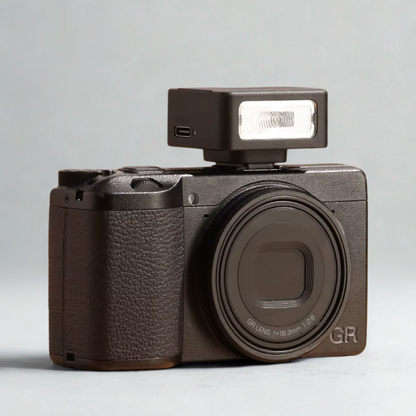 Pocket Flash⁺ - Kompakter Aufsteckblitz